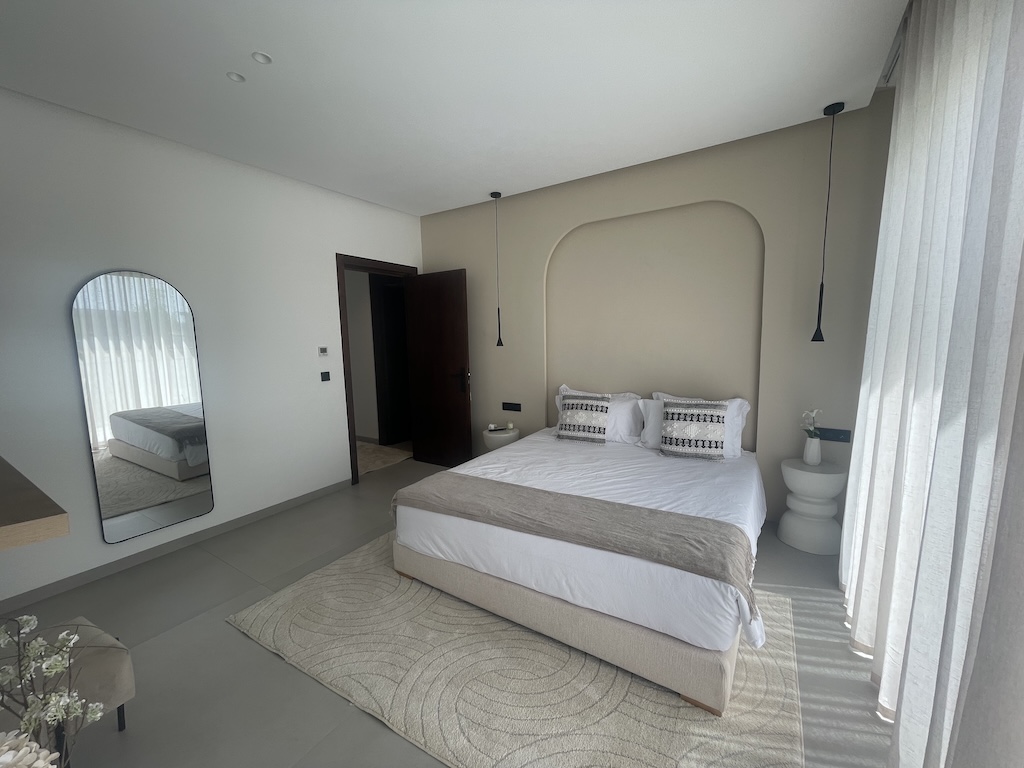 suite 4